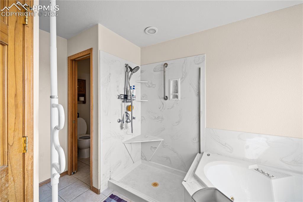 1225 N Parkridge Drive Pueblo CO 81007