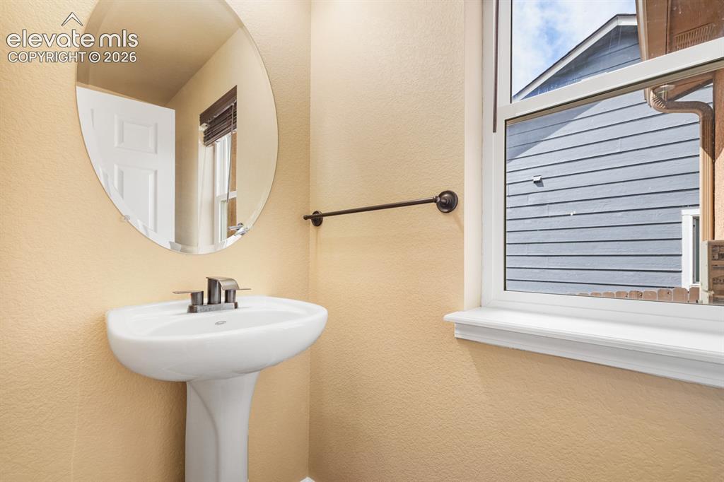 7774 Dutch Loop Colorado Springs CO 80925