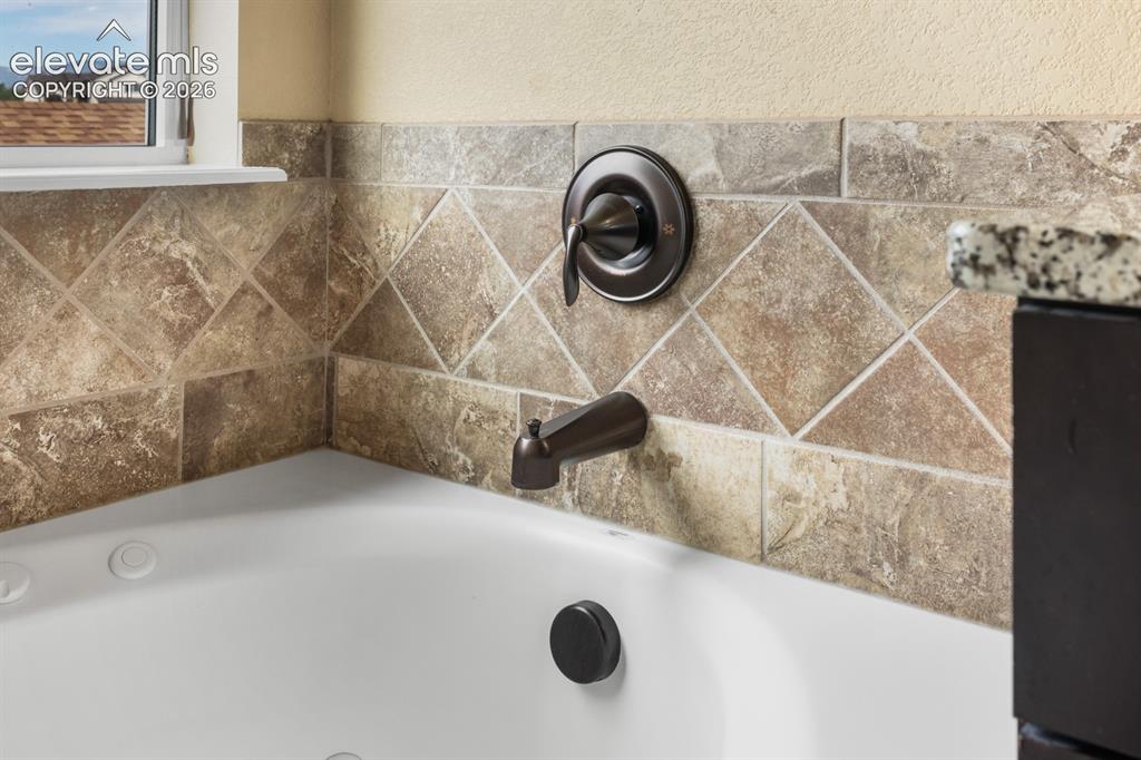 7774 Dutch Loop Colorado Springs CO 80925