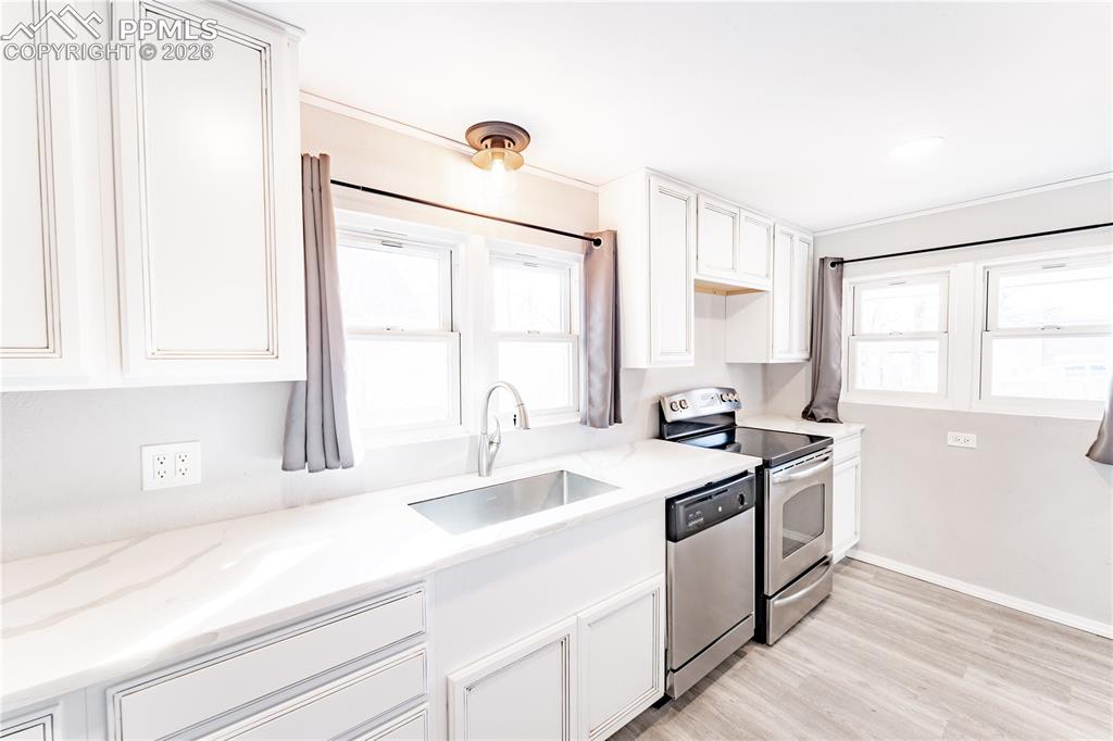 728 Bonfoy Avenue Colorado Springs CO 80909