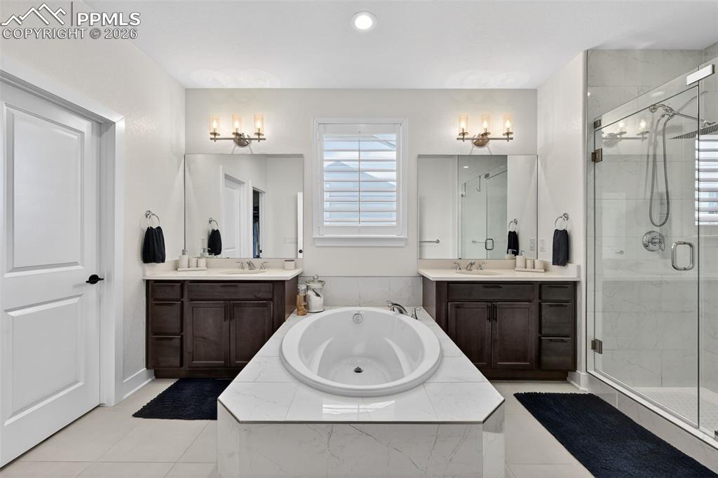 6810 S Valleyhead Court Aurora CO 80016