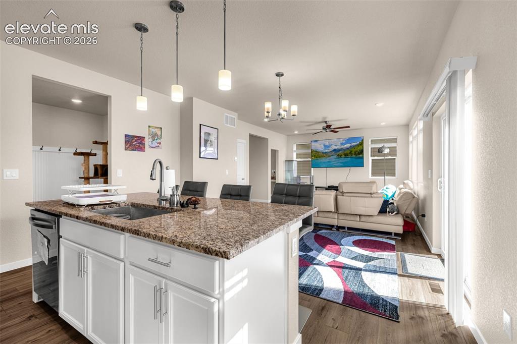 8122 Goldenray Place Colorado Springs CO 80908