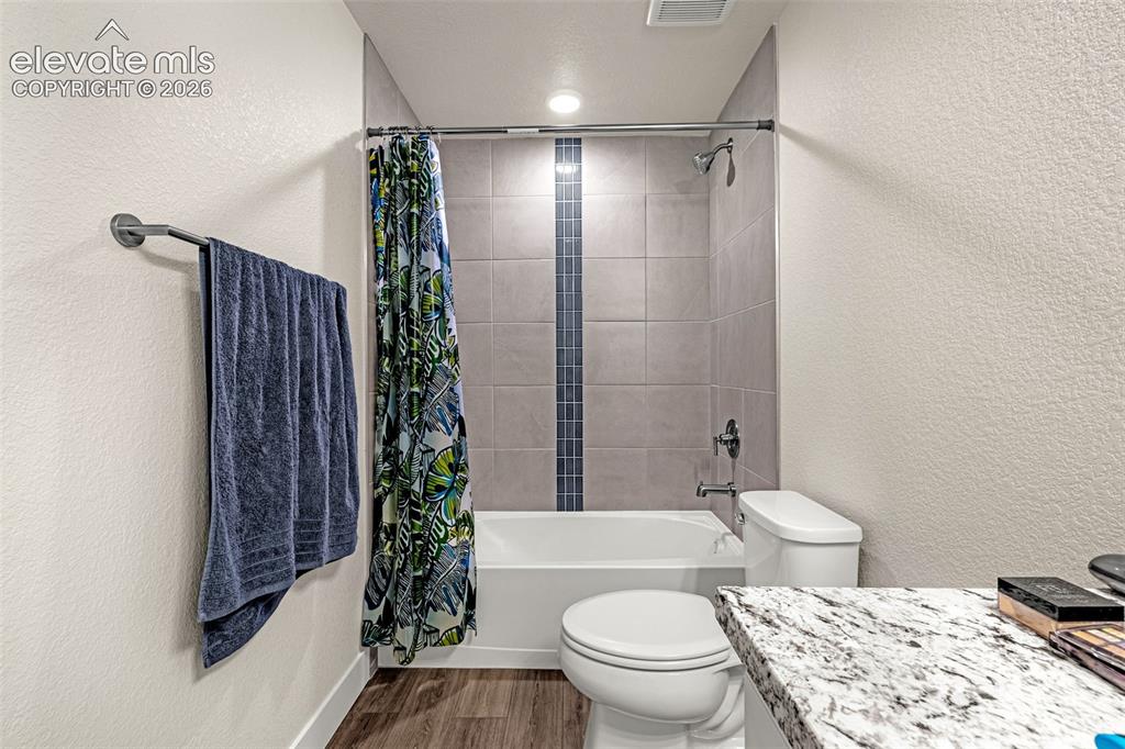 8122 Goldenray Place Colorado Springs CO 80908
