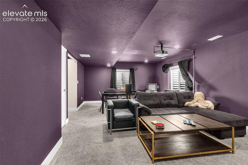 8122 Goldenray Place Colorado Springs CO 80908