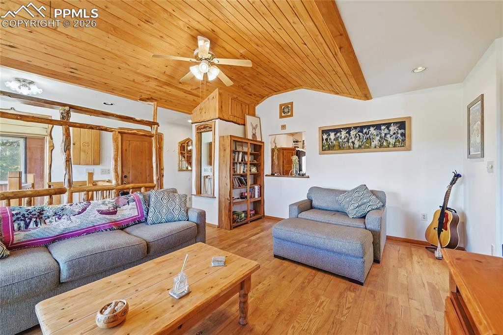 556 Circle Drive Florissant CO 80816