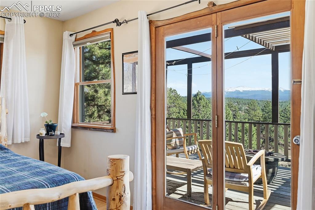 556 Circle Drive Florissant CO 80816