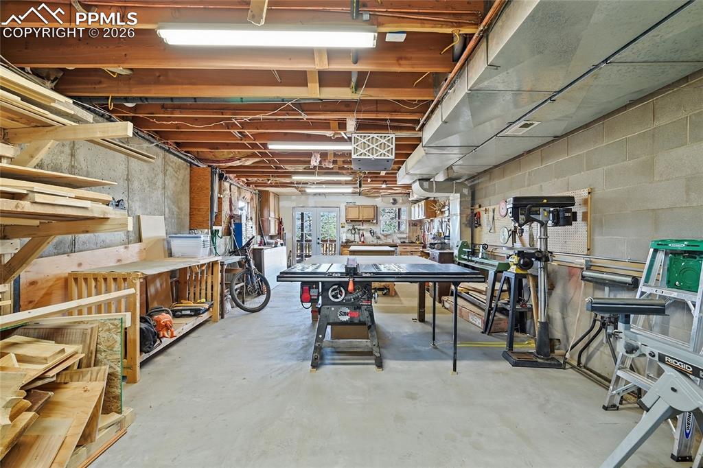 556 Circle Drive Florissant CO 80816