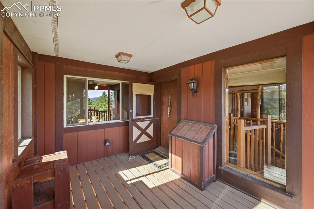556 Circle Drive Florissant CO 80816