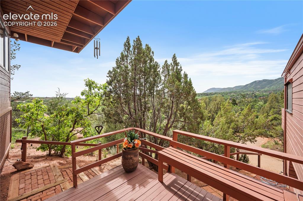 133 Via Vallecito Manitou Springs CO 80829