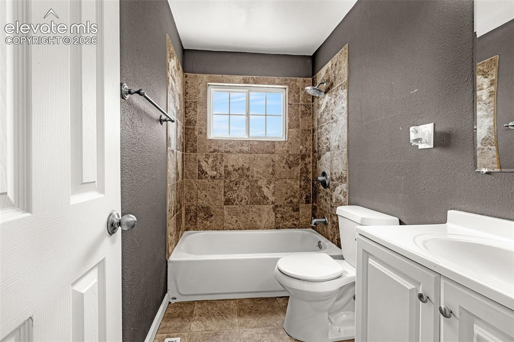 1933 Hallam Avenue Colorado Springs CO 80911