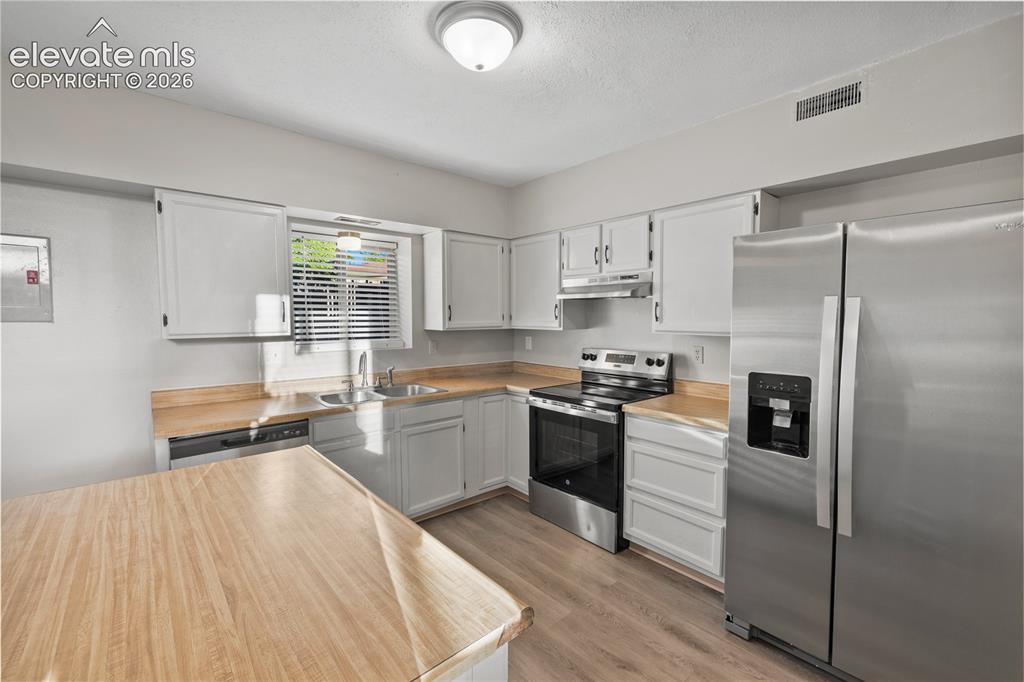 2435 Shawnee Drive Colorado Springs CO 80915