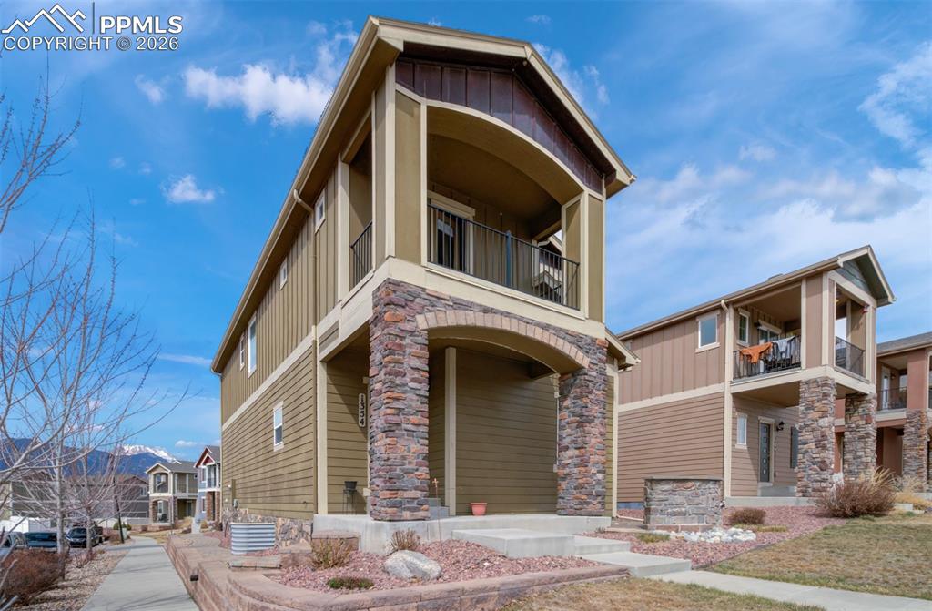 1354 Antrim Loop Colorado Springs CO 80910