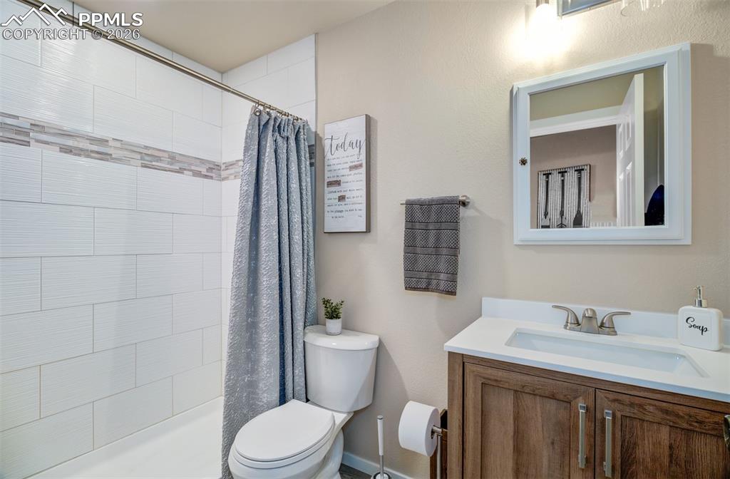 1354 Antrim Loop Colorado Springs CO 80910