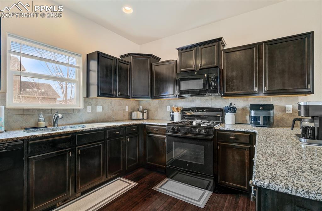 1354 Antrim Loop Colorado Springs CO 80910