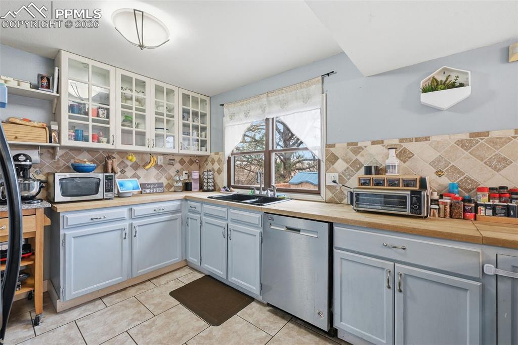 2842 Deliverance Drive Colorado Springs CO 80918