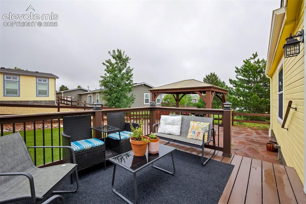 7647 Whiptail Point Colorado Springs CO 80922