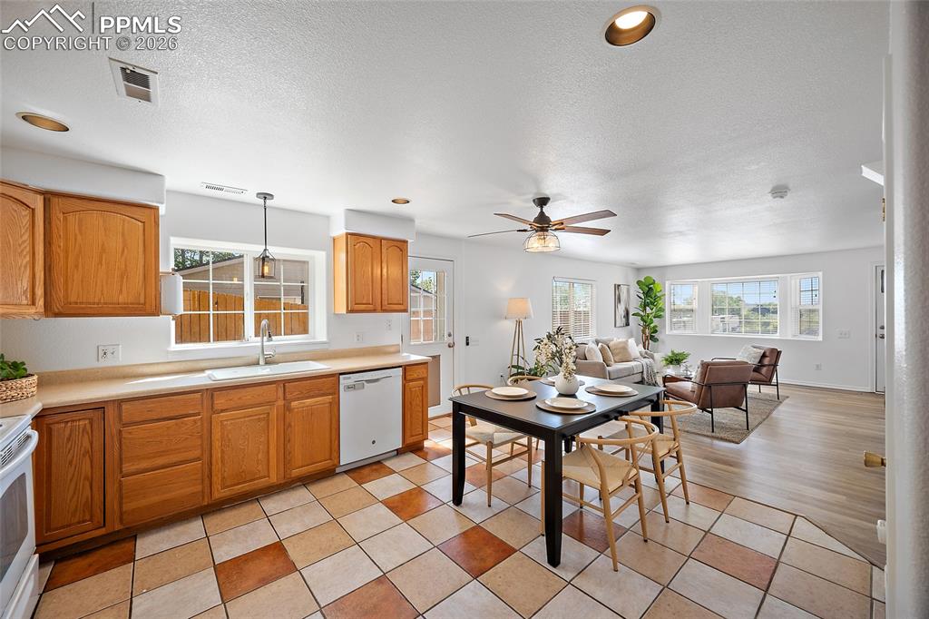2668 Christopher Terrace Colorado Springs CO 80907