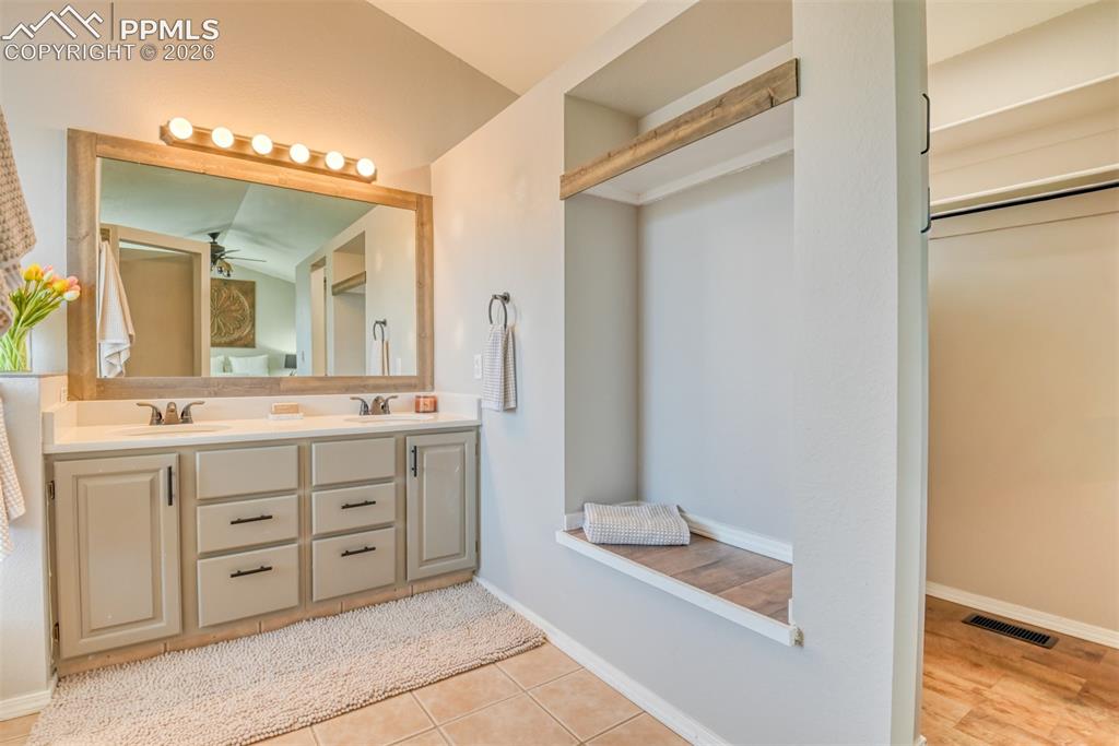 6450 Mesedge Drive Colorado Springs CO 80919
