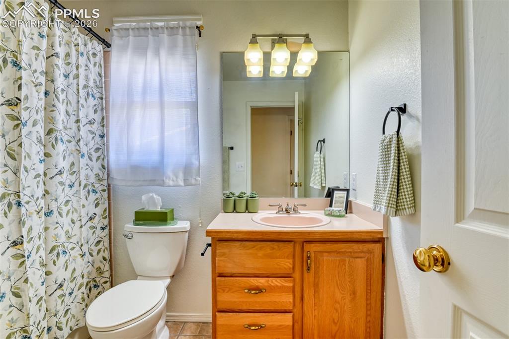 6450 Mesedge Drive Colorado Springs CO 80919