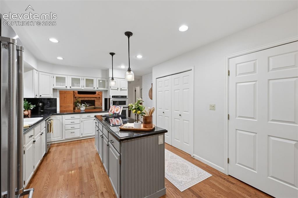 6914 Oak Valley Drive Colorado Springs CO 80919