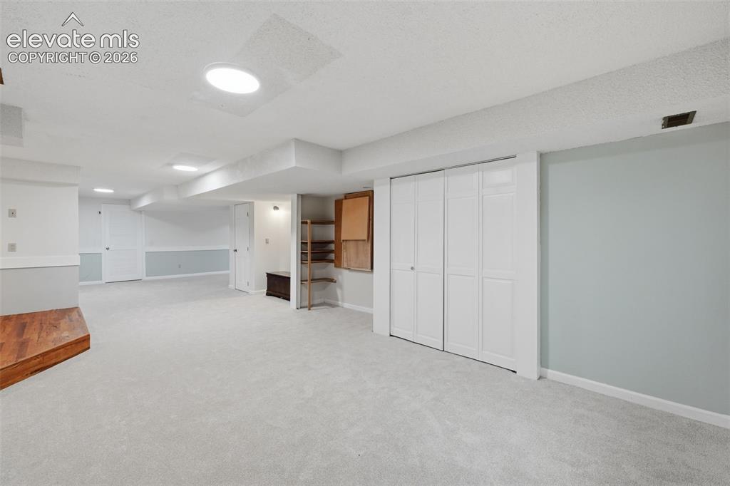 6914 Oak Valley Drive Colorado Springs CO 80919
