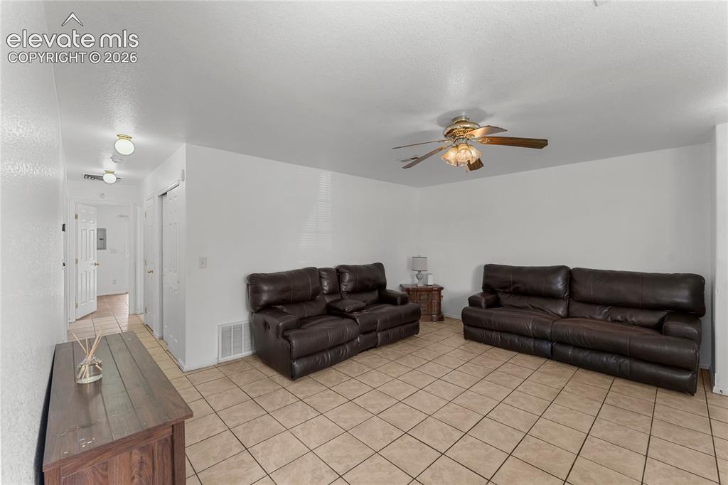 2717 Ontario Street Pueblo CO 81004