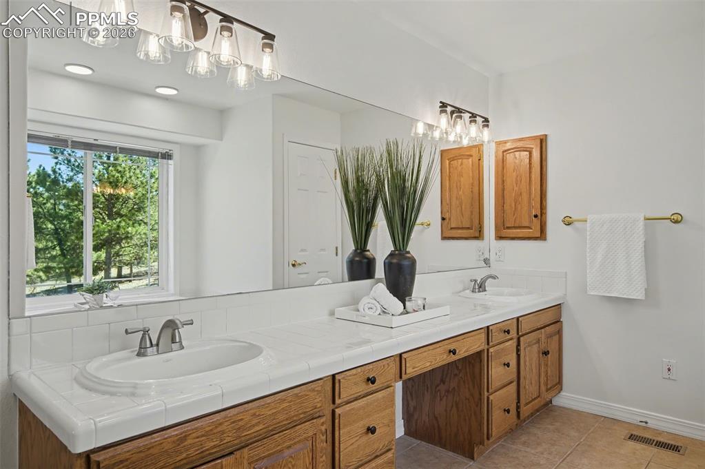 635 E Kings Deer Point Monument CO 80132