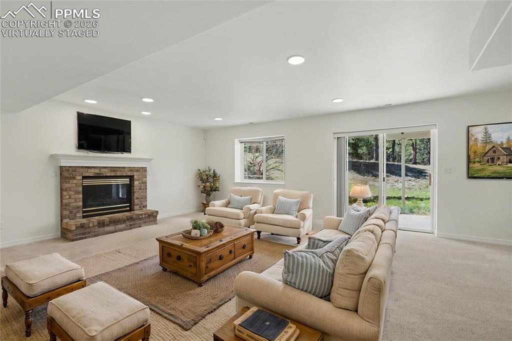 635 E Kings Deer Point Monument CO 80132