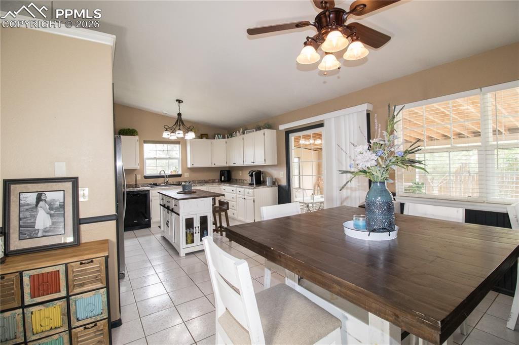 560 N Robinson Avenue Florence CO 81226