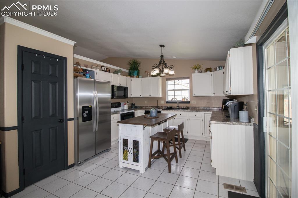 560 N Robinson Avenue Florence CO 81226