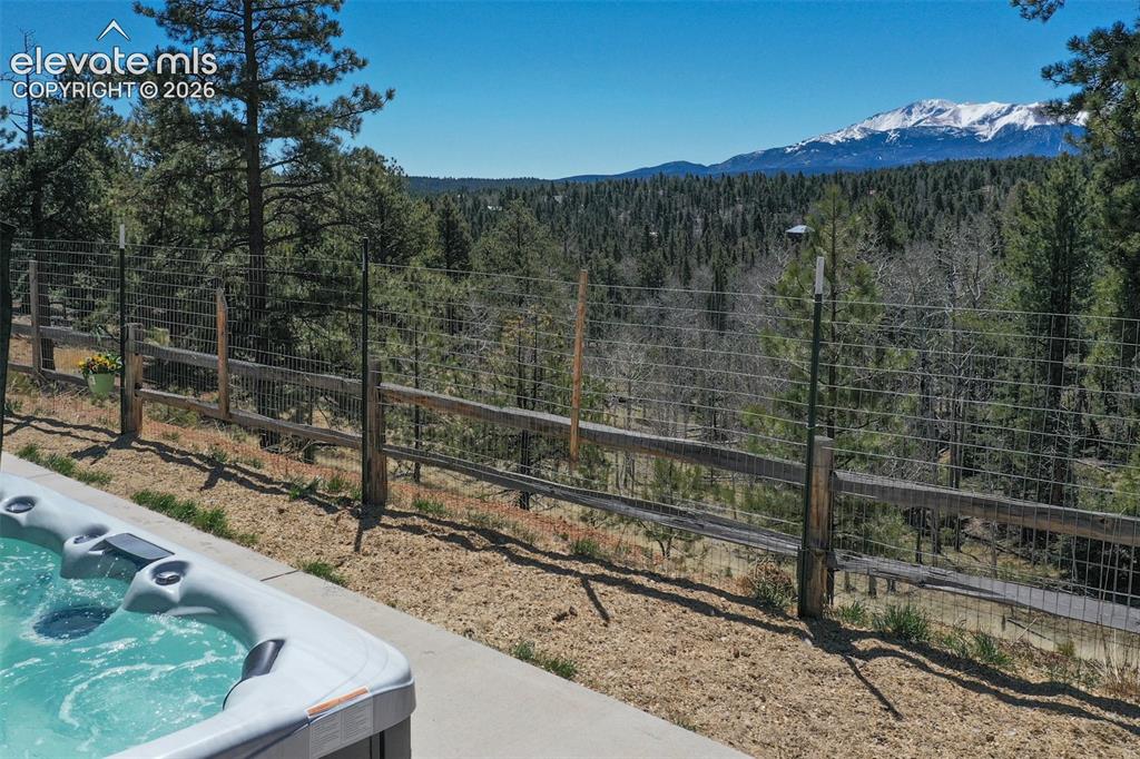 5542 North Road Divide CO 80814