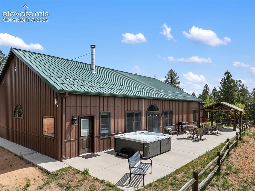 5542 North Road Divide CO 80814