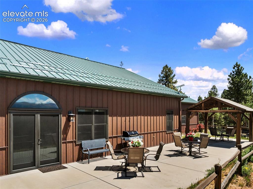 5542 North Road Divide CO 80814