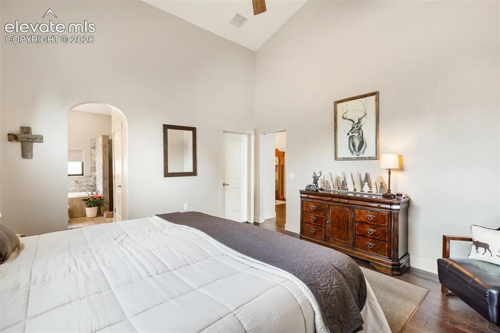 5542 North Road Divide CO 80814