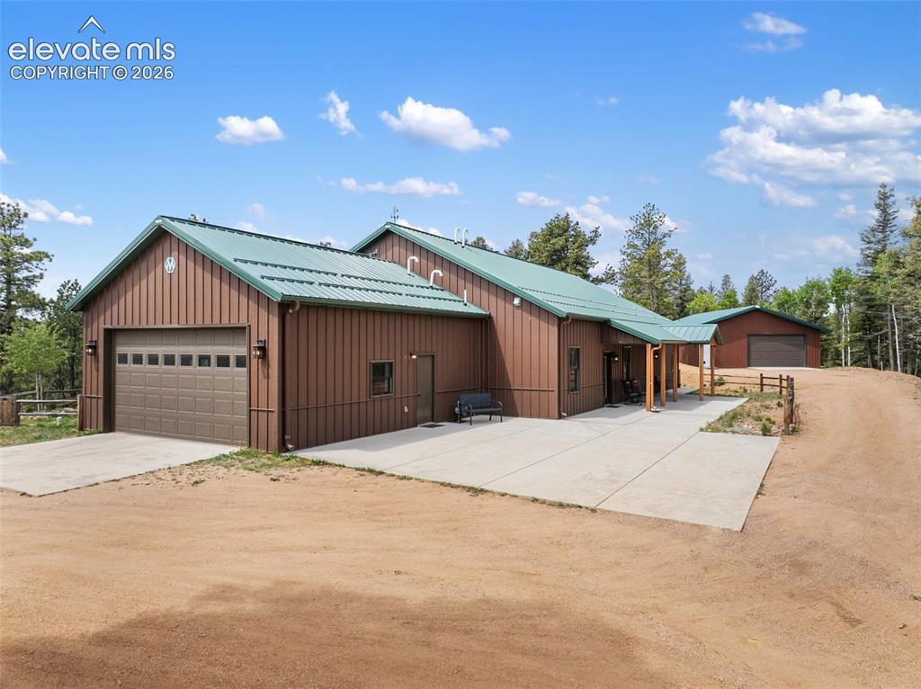 5542 North Road Divide CO 80814
