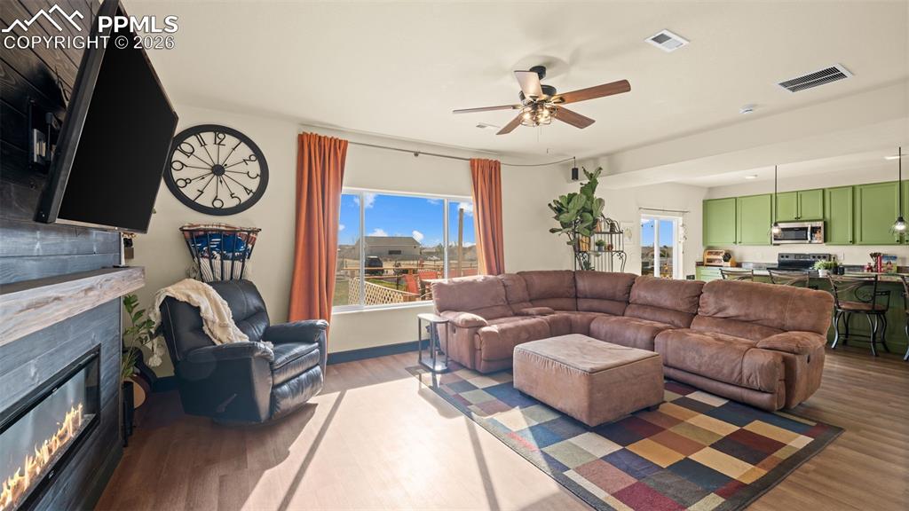 1072 S Avenida Del Oro Pueblo West CO 81007