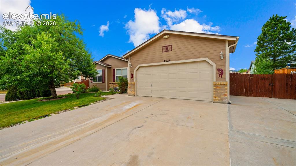 4524 Villager Drive Colorado Springs CO 80911