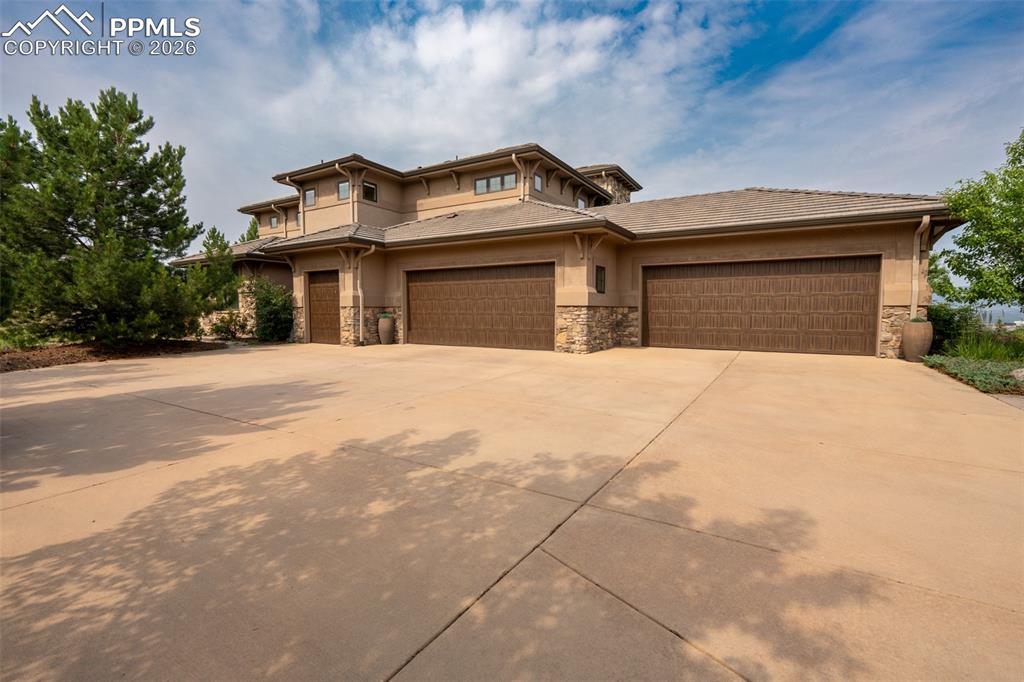 1575 Vine Cliff Heights Colorado Springs CO 80921