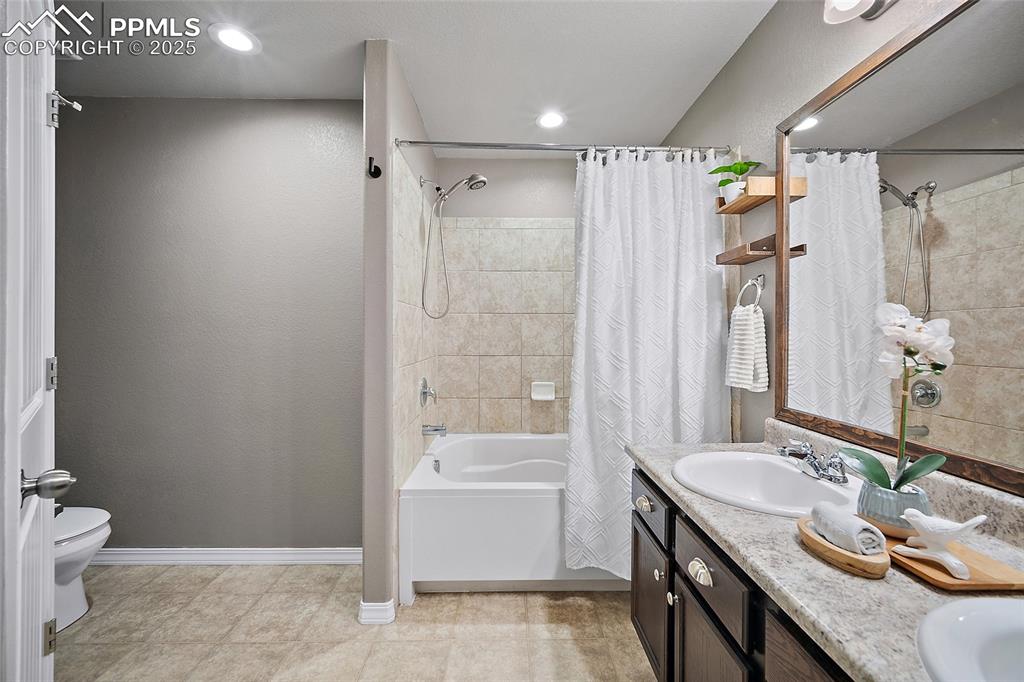 8844 Vanderwood Road Colorado Springs CO 80908