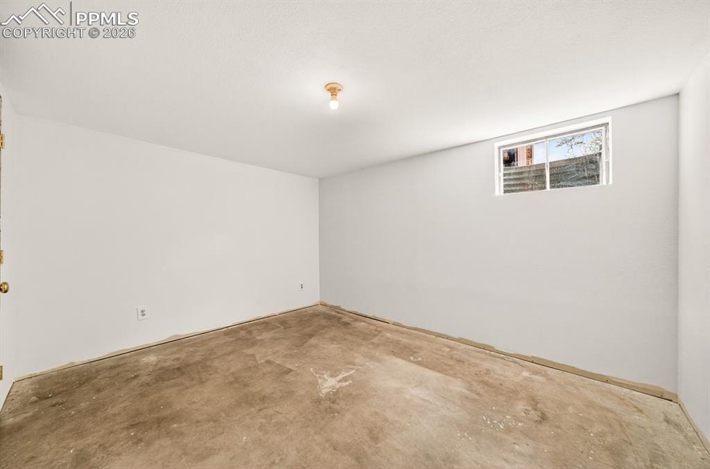138 Rainbow Place Colorado Springs CO 80906