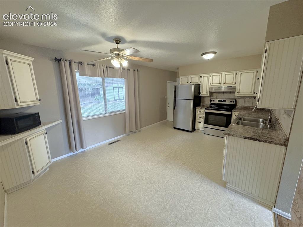 1227 Osgood Road Colorado Springs CO 80915