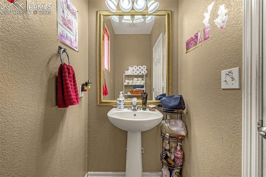 5430 Hopalong Trail Colorado Springs CO 80922