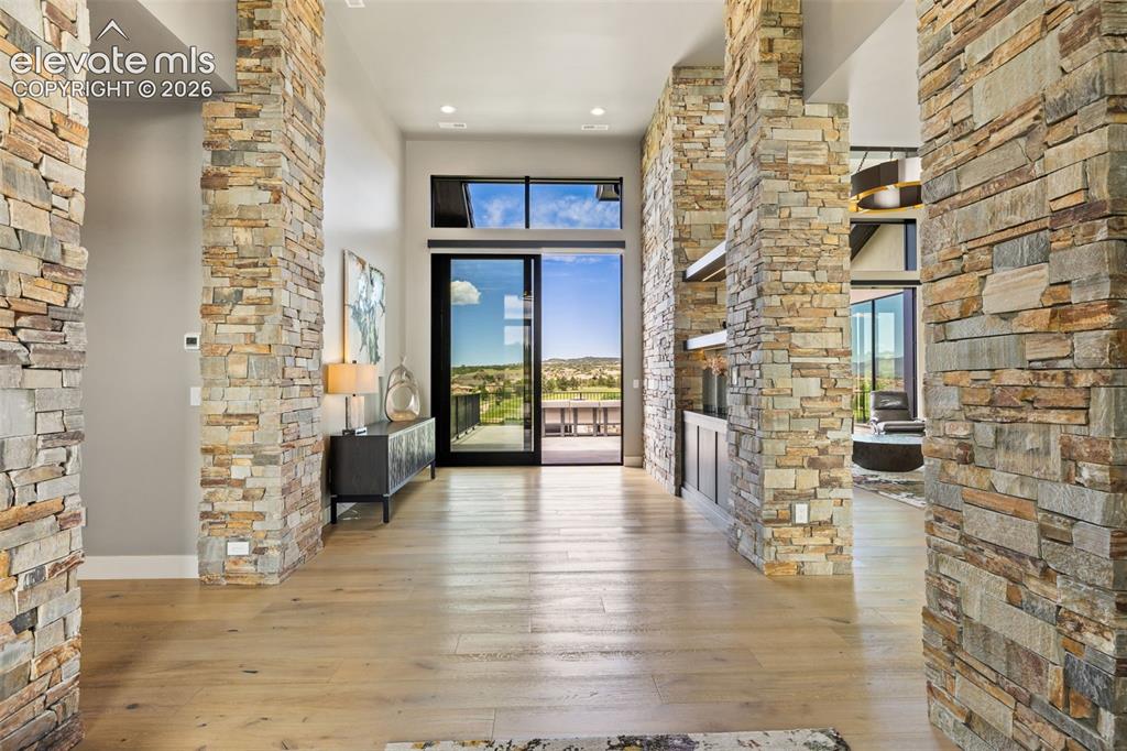 1484 Vine Cliff Heights Colorado Springs CO 80921