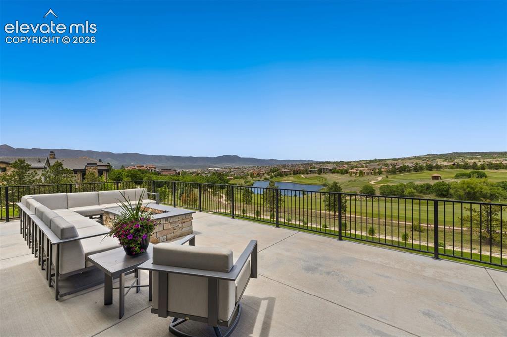 1484 Vine Cliff Heights Colorado Springs CO 80921