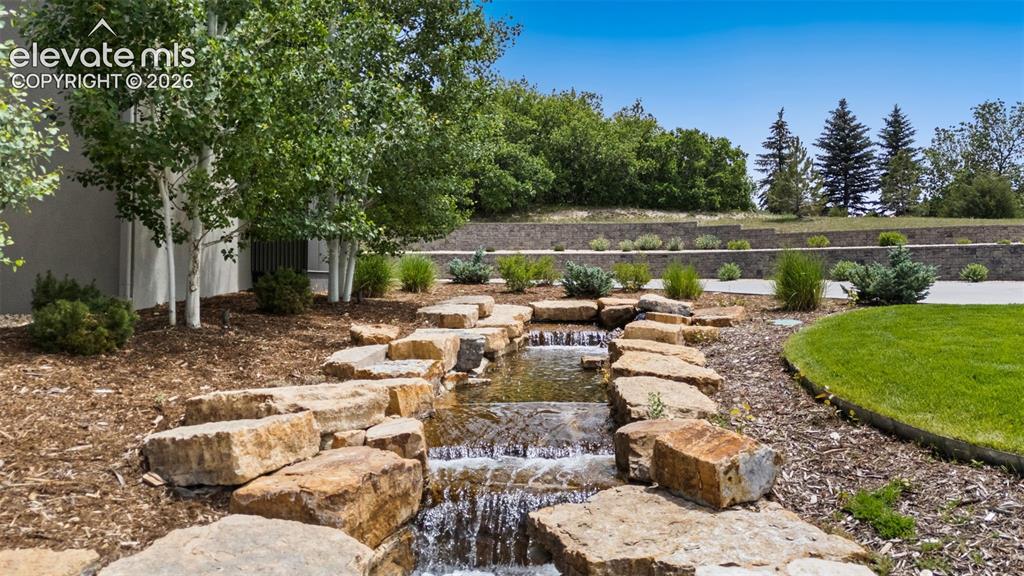 1484 Vine Cliff Heights Colorado Springs CO 80921