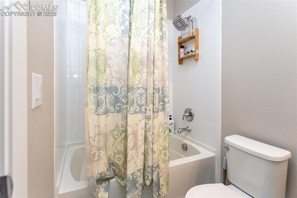 6656 Kenzie Circle Castle Pines CO 80108