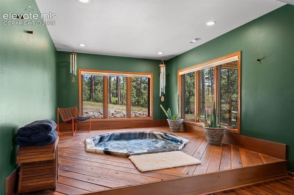 1675 Oakwood Drive Monument CO 80132