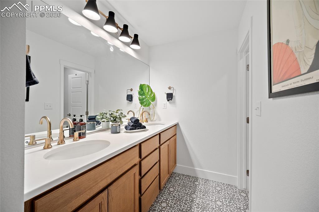 6518 Cumbre Vista Way Colorado Springs CO 80924