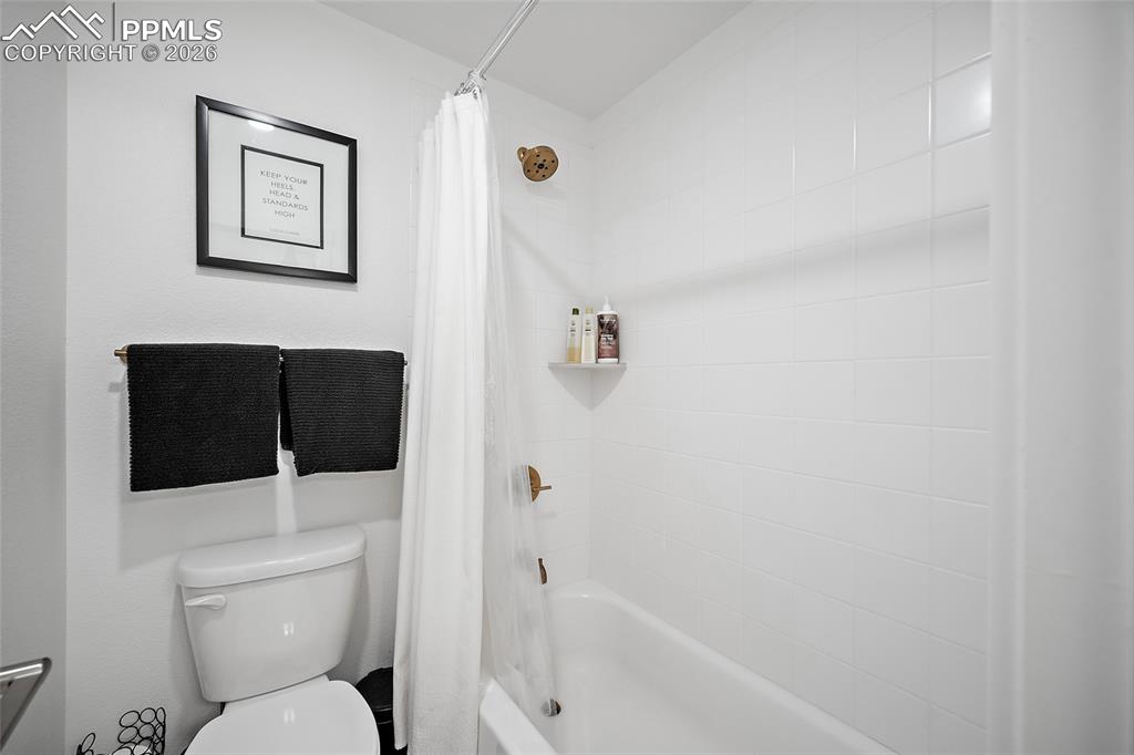 6518 Cumbre Vista Way Colorado Springs CO 80924