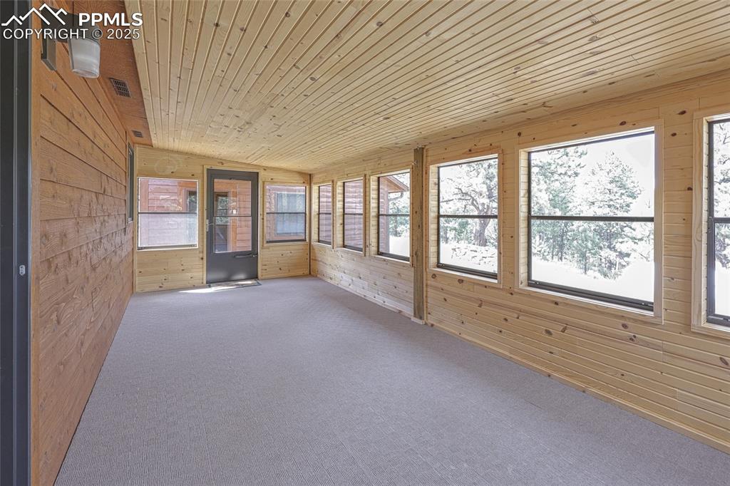 62 Cheyenne Road Florissant CO 80816
